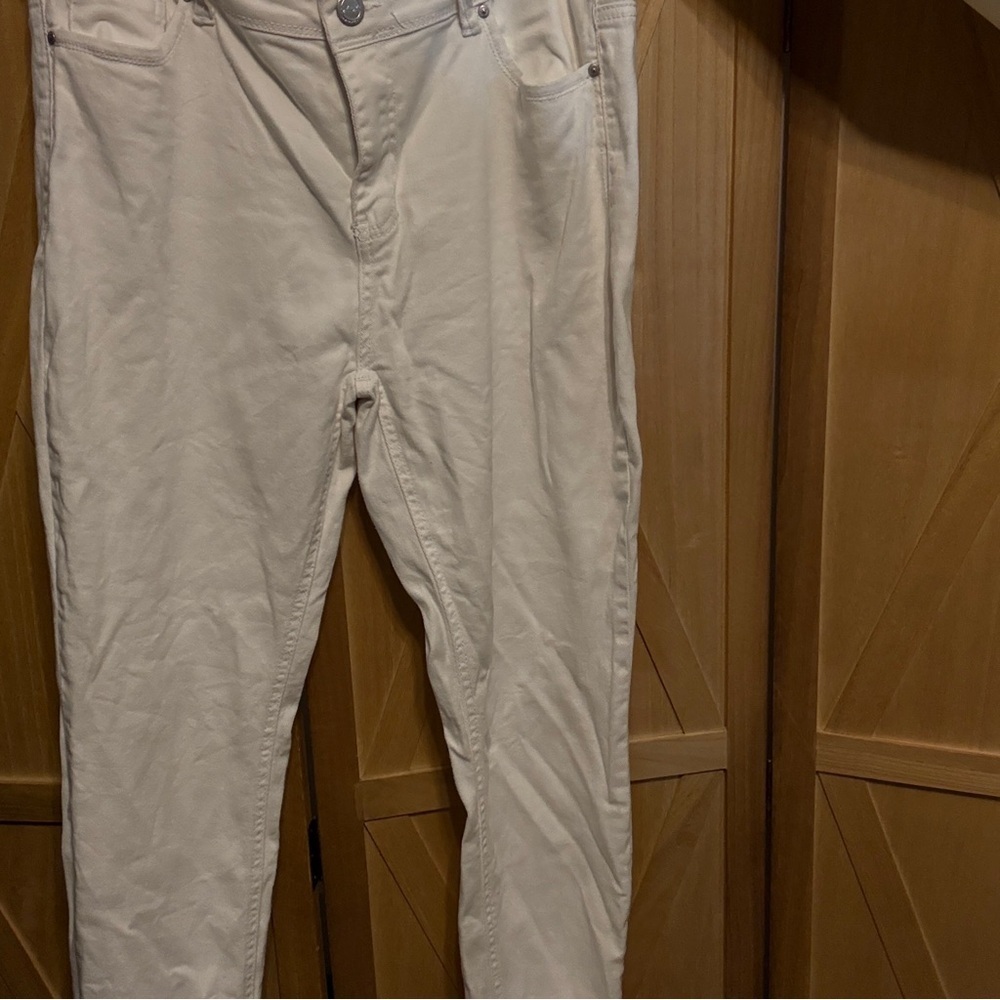 H&H (Harmony & Havoc White Skinny Jeans with Stretchy Fit shirt Size 12 - Picture 2 of 8